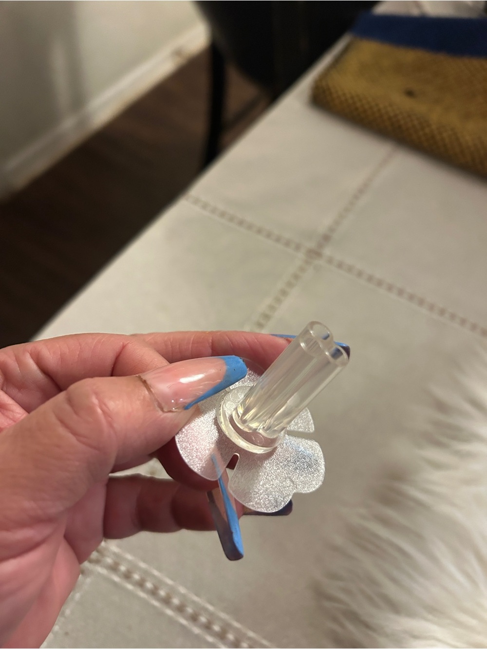Handheld Silver Floral Accent - Unbranded